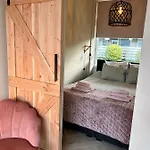 Amsterdam 34, Private Garden アパート ザントフォールト