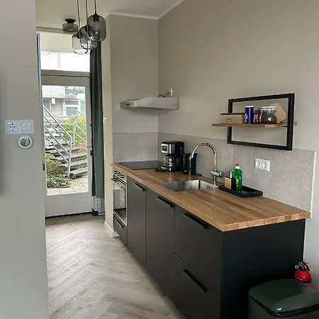Amsterdam 34, Private Garden *